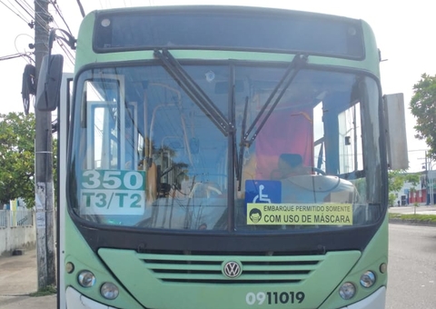 Ônibus da linha 350 é assaltado no primeiro dia do ano em Manaus 