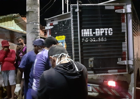 Encapuzados atacam boca de fumo e matam adolescente de 16 anos em Manaus