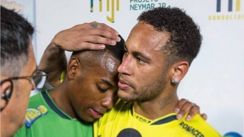 Robinho diz que Neymar ofereceu equipe que o defendeu no caso Najila