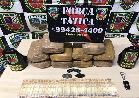 Homem é preso com 10kg de skunk dentro de carro em Manaus