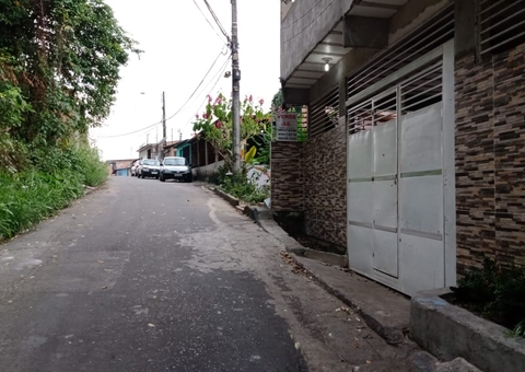 Homem é executado com 29 tiros dentro de casa em Manaus