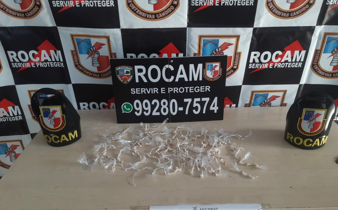 Mulher com carreira no crime é presa com 250 porções de drogas em Manaus