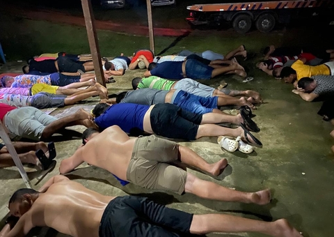 Polícia encerra festa clandestina e prende dois homens em sítio no Amazonas