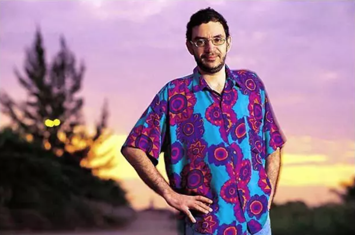 Mais de 90 músicas inéditas de Renato Russo são encontradas pela polícia