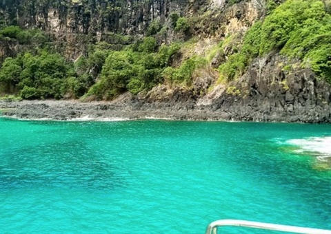 Surubão de Noronha: Médico faz sexo com pedreiros e vira caso de polícia