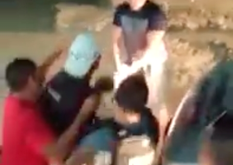 Vídeo: Homem distribui tiros e deixa ferido em confusão com PMs no Amazonas