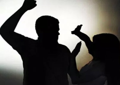 Adolescente de 15 anos é brutalmente espancada por ex-companheiro em Manaus