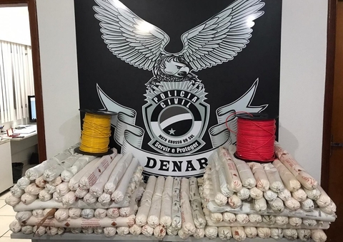 Homem dormia ao lado da mulher com 262 kg de explosivo embaixo da cama