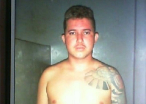 Polícia divulga foto do suspeito de integrar facção criminosa em Manaus 