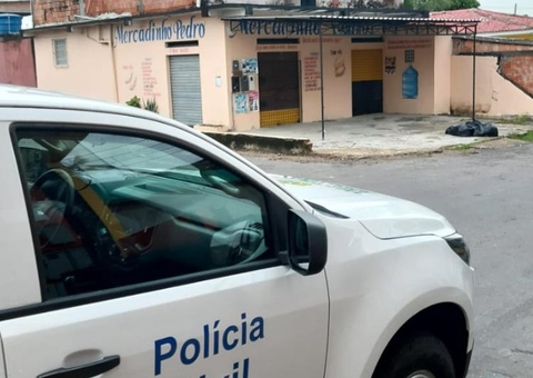 Jovem é assassinada a tiros dentro de mercadinho em Manaus