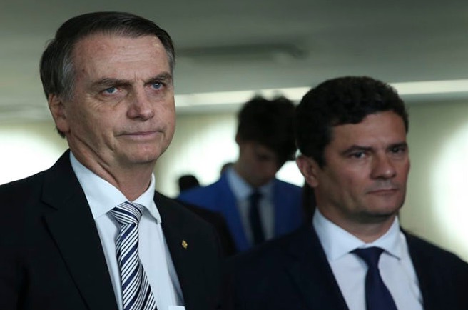 Bolsonaro deve prestar depoimento presencial no STF sobre acusações de Moro