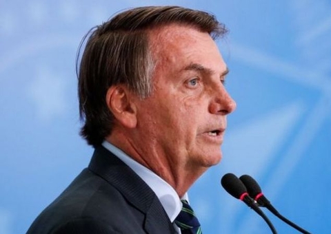 Bolsonaro prevê 'problemas' caso voto impresso não seja retomado no Brasil