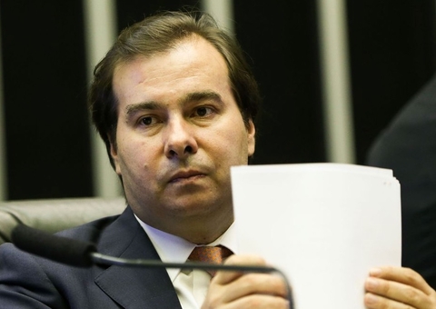 Maia propõe cancelamento de recesso para votação de ajuste fiscal