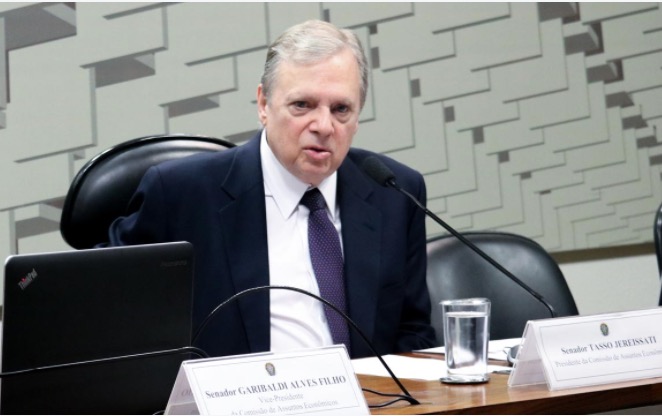 Projeto do Senado prevê reformulação de programas sociais