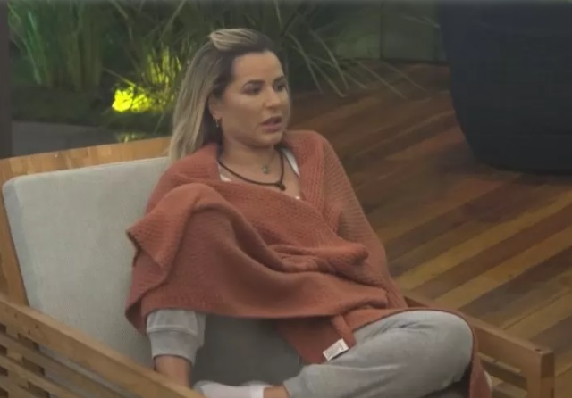 Deolane detona Thomaz: 'ranço desse moleque'