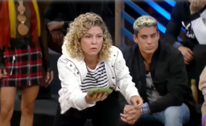 Babi fatura R$10 mil após jogo de mira em A Fazenda