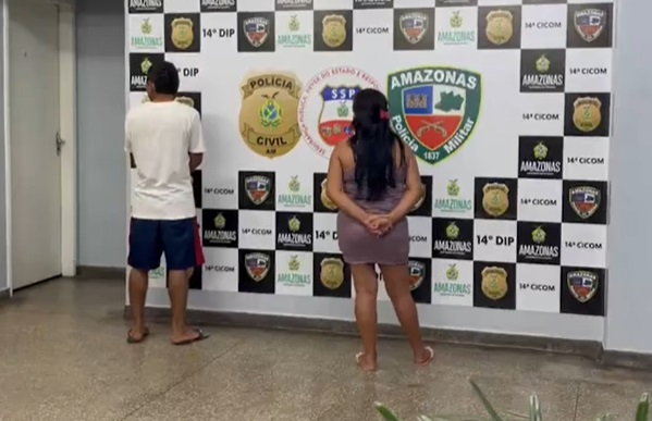 Mãe é presa ao guardar arma para o filho em Manaus