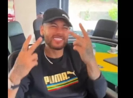 Petistas provocam Neymar por dívida fiscal: 'vai ter que declarar'