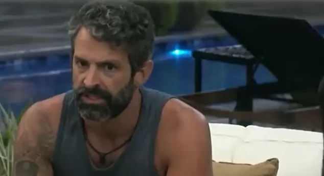 Iran detona Deborah para Kerline: 'Pior que minha filha de 11 anos'