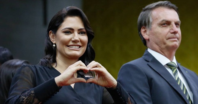 Michelle faz declaração de amor a Bolsonaro após rumores de separação