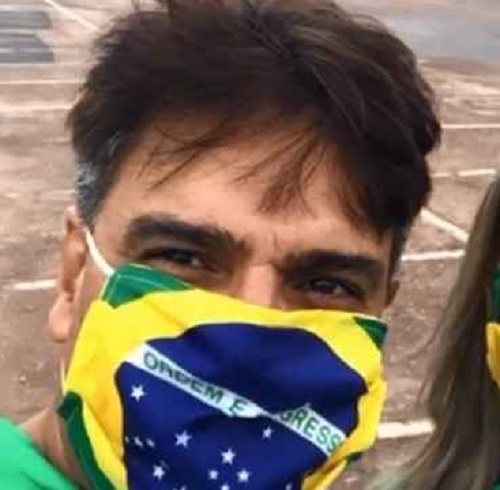 Bolsonarista, Guilherme de Pádua foi ator pornô e stripper em point gay