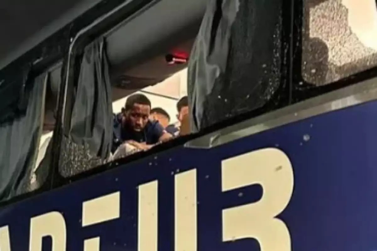 Sport é punido com oito jogos de portões fechados por ataque a ônibus do Fortaleza