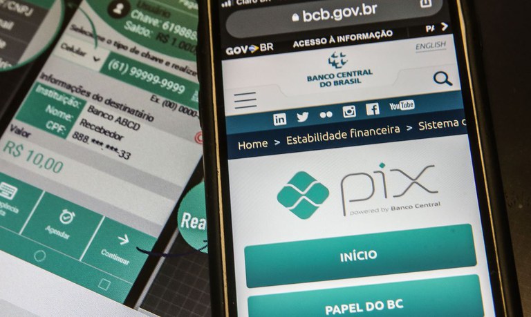 Benefícios do Auxílio Emergencial poderão ser movimentados por Pix