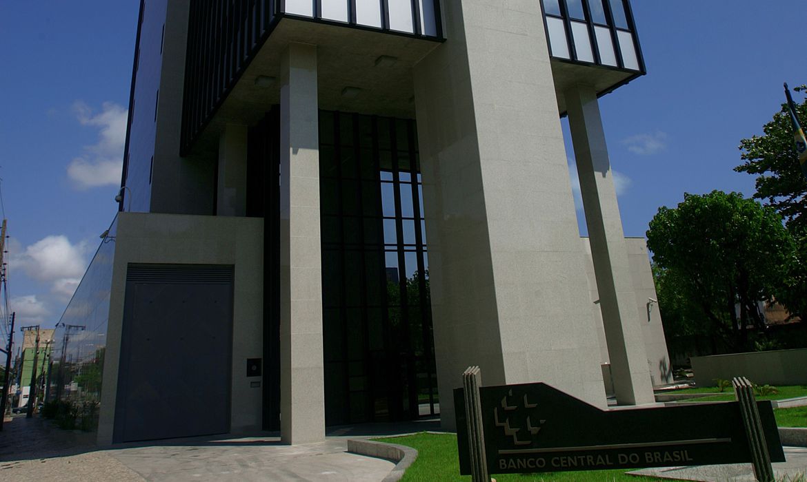 Presa no Ceará mulher envolvida em furto de R$ 164,7 milhões do Banco Central