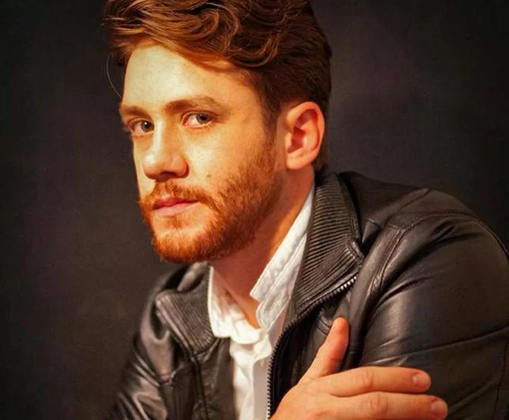 'Estava me isolando', explica Leonardo Miggiorin sobre a decisão de tornar público namoro com produtor