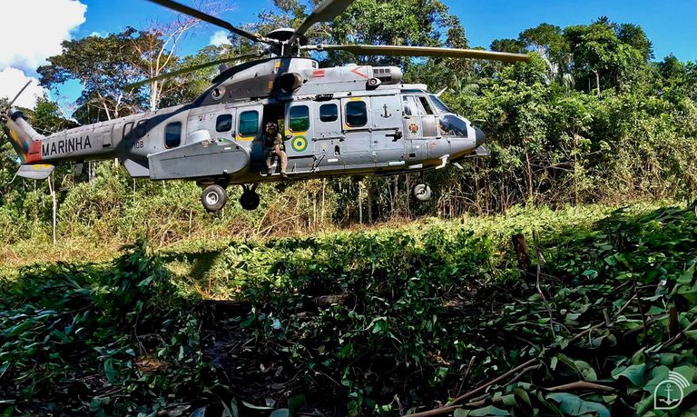 Forças Armadas destroem pista usada por garimpeiros ilegais na Terra Yanomami