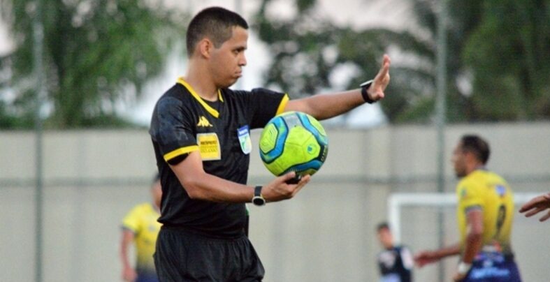 Árbitro amazonense Ivan Júnior é escalado para Coritiba e Corinthians