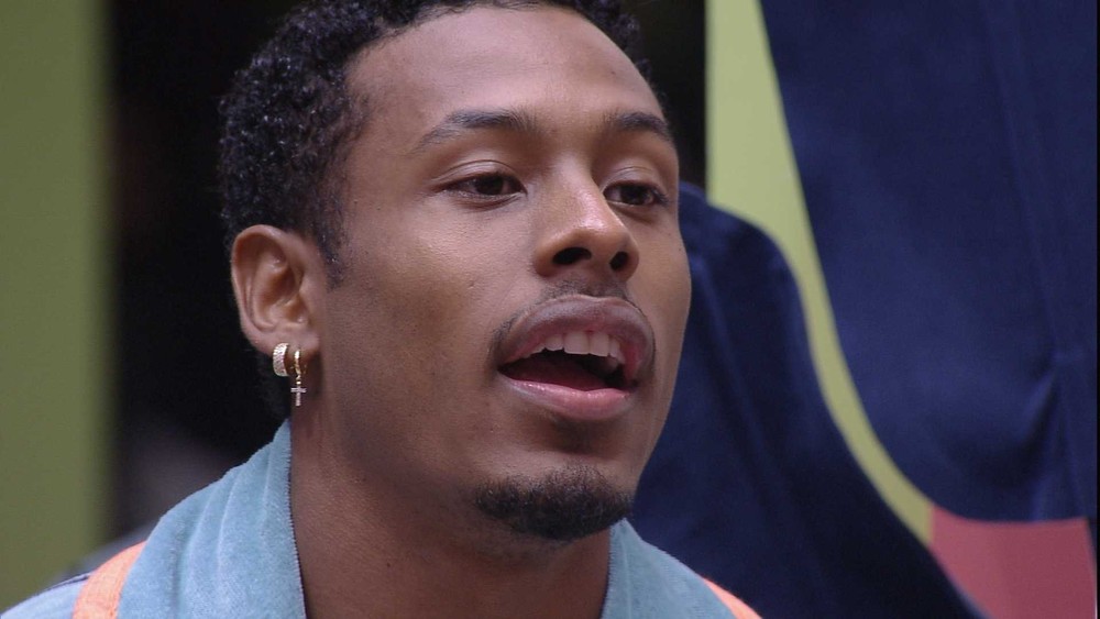 PA indica Linn da Quebrada ao 6º paredão do BBB22; vídeo