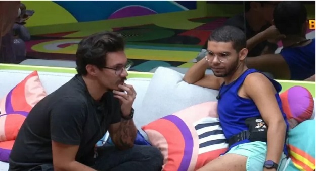 Vyni aconselha Eliezer sobre Natália: 'hora de parar'