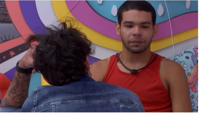 Vyni chora após ser indicado ao paredão no BBB22