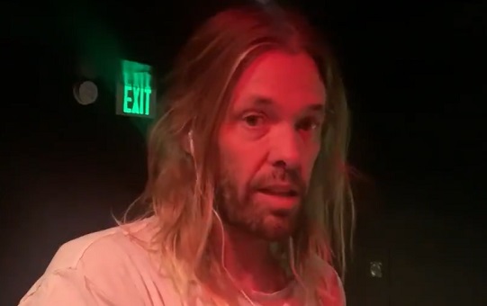 Baterista do Foo Fighters, Taylor Hawkins, morre aos 50 anos