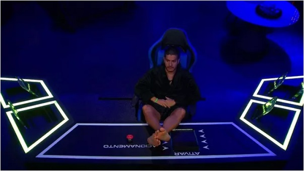 Boninho revela como será a volta de Arthur após paredão falso