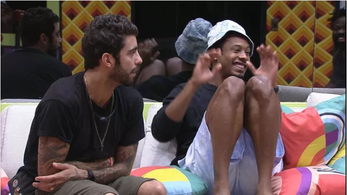 PA revela truque de Lucas para tomar banho no BBB22