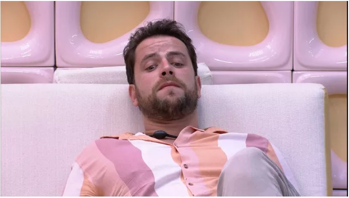 Gustavo especula duas eliminações e teme saída de DG em paredão quádruplo