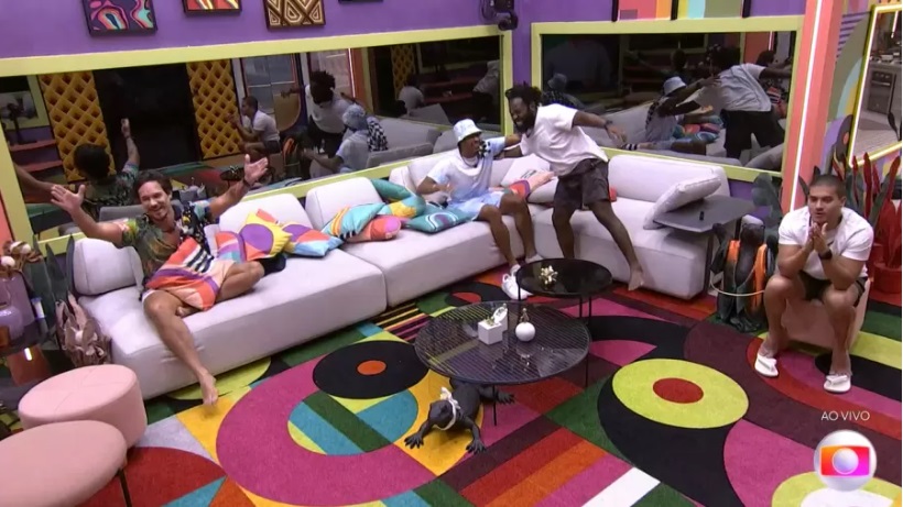 No TOP 4 do BBB22, brothers comemoram fim da xepa