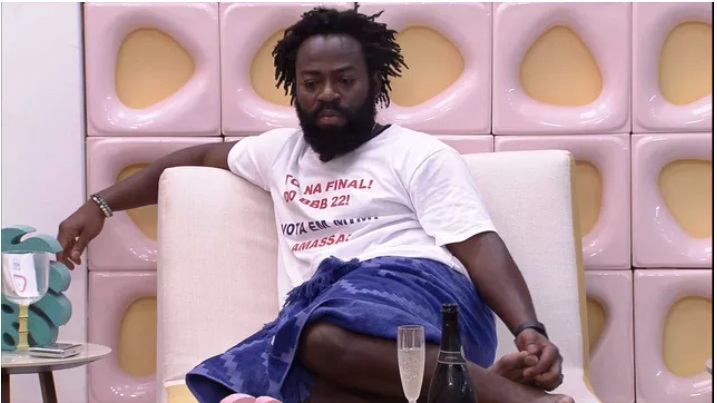 Finalista, DG revela que pensou em desistir do BBB22: 'vi o botão verde'