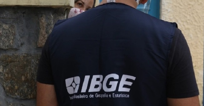 Homens são presos após roubarem celular de recenseadora do IBGE em Manaus