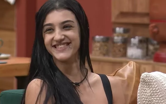 Bia Miranda, neta de Gretchen, acredita ter torcida de Adriano Imperador em A Fazenda 14