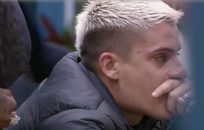 Tiago Ramos ameaça desistir de 'A Fazenda'