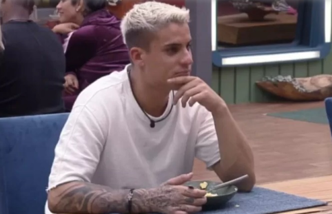 Tiago Ramos revela interesse em Deolane Bezerra: 'Meu estilo'