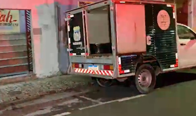 Criminosos invadem kitnet e matam homem a tiros no Centro de Manaus