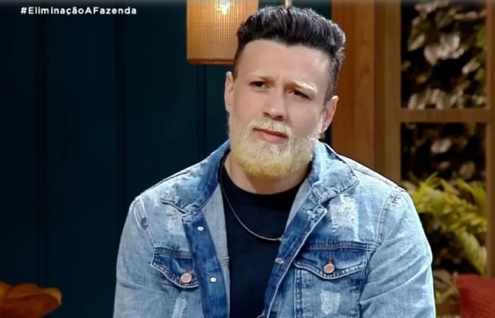 Jornalista Bruno Tálamo é o primeiro eliminado de 'A Fazenda 14'