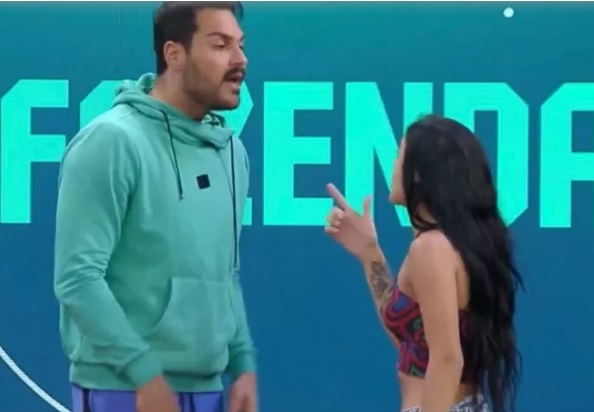 Bia e Shayan discutem durante jogo da discórdia em A Fazenda