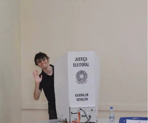 Amom Mandel é o deputado federal mais votado do Brasil