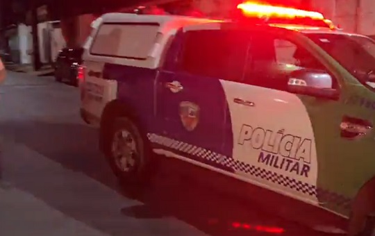 Facção deixa bilhete ao executar homem a tiros em Manaus