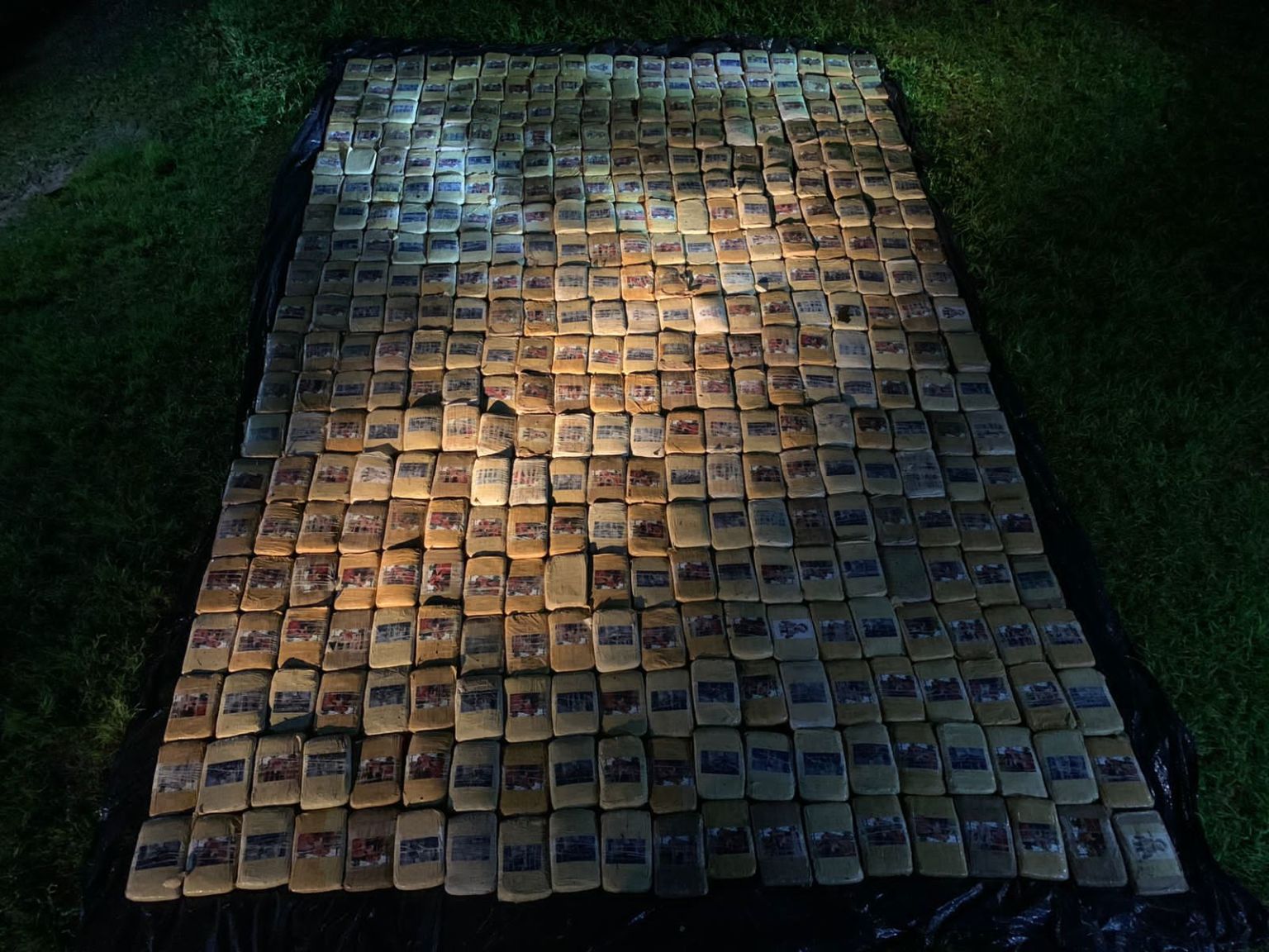 Trio é preso com quase 400kg de drogas na tríplice fronteira da Amazônia